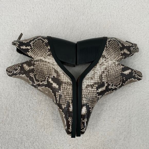 Vince Camuto Vp-Bibestie size 6.5M Ankle Bootie Snakeskin Pointed Toe Mob Wife - Picture 9 of 15